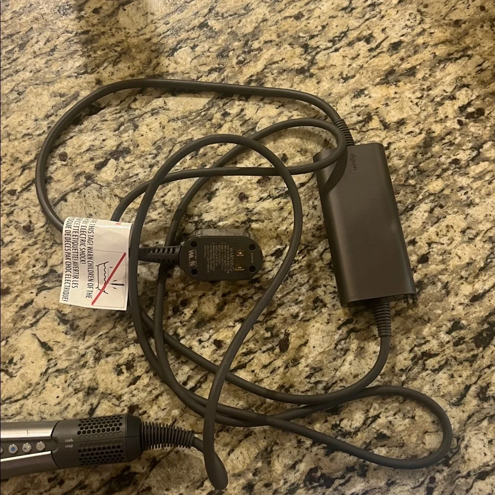 Dyson Airstraight - Picture 4 of 8